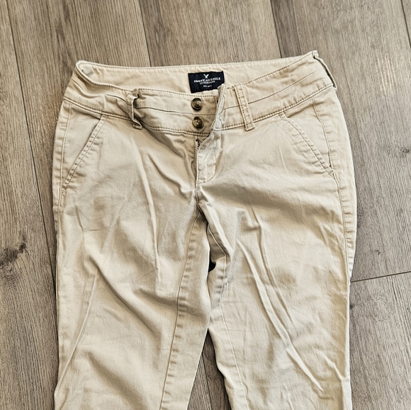 American eagle khakis - Picture 3 of 3